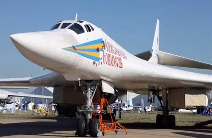Tên lửa Kh-101 được NATO gọi bằng tên mã AS-23a Kodiak, và được mô tả là “đạn dược dẫn đường chính xác hàng đầu của Nga”. Nga đã sử dụng tên lửa Kh-101 để tiến hành các cuộc tập kích quy mô lớn vào cơ sở hạ tầng năng lượng của Ukraine kể từ khi xung đột bùng phát tới nay. Tên lửa Kh9.jpg