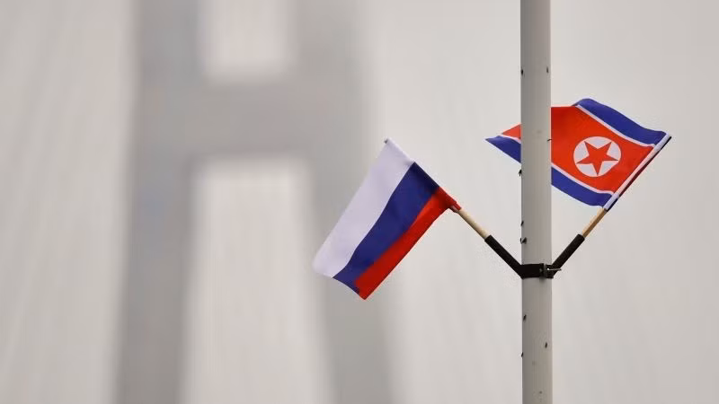 Việc triển khai này nhấn mạnh sự liên kết quân sự ngày càng gia tăng giữa Moscow và Bình Nhưỡng, bao gồm cả việc chuyển giao vũ khí và các hình thức hỗ trợ khác. tt7.jpg