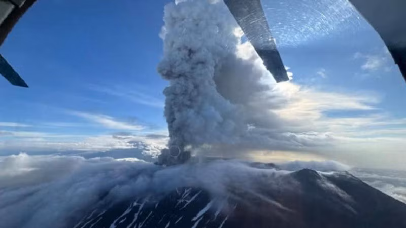 "Sự kiện này được cảm nhận trên khắp Anchorage và khu vực Matanuska-Susitna. Anchorage, cách tâm chấn hơn 160 km, cũng báo cáo có rung chấn”, trung tâm cho biết thêm. alaska-3.jpg