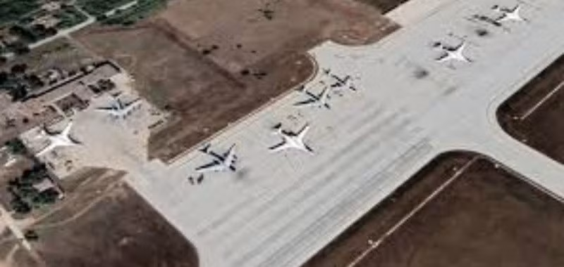 Vụ tấn công bằng UAV đã dẫn đến việc tạm thời hạn chế hoạt động tại sân bay Sochi, nơi hơn 55 chuyến bay đã phải dời lịch kể từ khi các cuộc không kích bắt đầu. uav-6.jpg