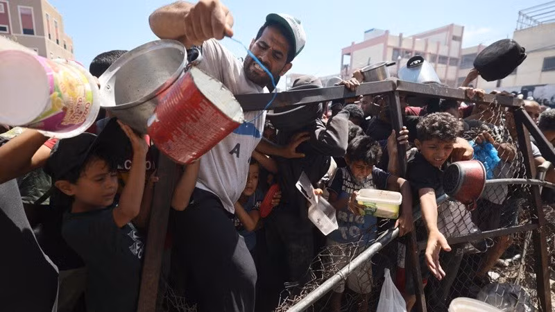 IDF cũng đã ban hành cảnh báo tới người dân ở một số khu vực phía bắc Gaza, bao gồm các thành phố Beit Lahia, Jabalya và Beit Hanoun. thiet-mang-5.jpg