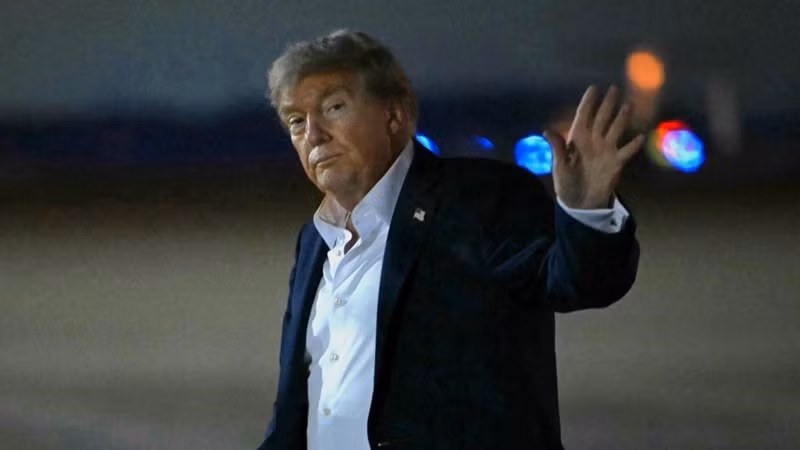 Tổng thống Mỹ Donald Trump đã chia sẻ với các nhà lãnh đạo NATO thông tin chi tiết về cuộc gặp của ông với Tổng thống Nga Vladimir Putin tại Anchorage, Alaska, hôm 15/8. ong-trump.jpg