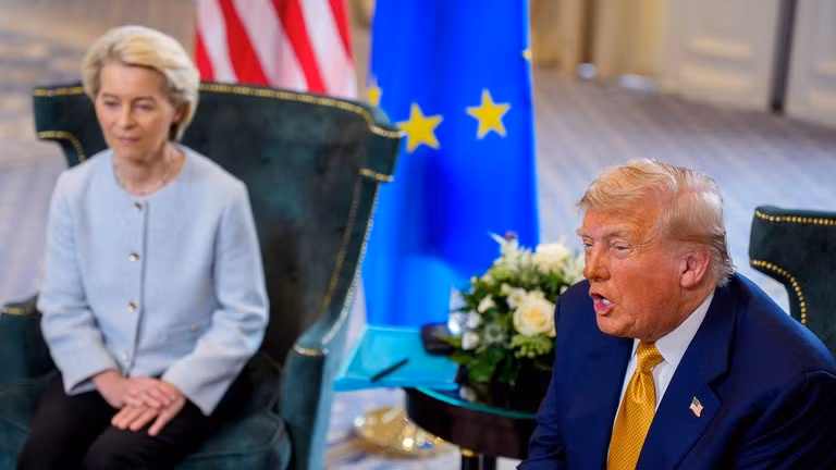 Lý do đằng sau sự đảo ngược quyết định của bà Leyen là "nỗi lo ngại rằng, ông Trump có thể sử dụng tranh chấp làm cái cớ để cắt giảm hỗ trợ quân sự của Mỹ cho Kiev hoặc gây tổn hại đến an ninh châu Âu". eu-7.jpg