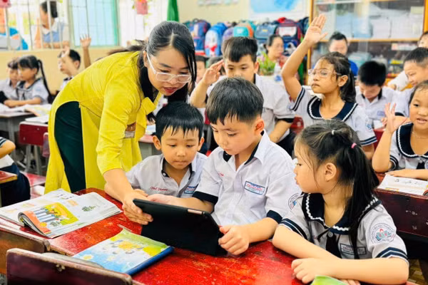 Tiết dạy của cô giáo Nguyễn Thị Thanh Thảo - Trường Tiểu học Thuận Kiều (Đông Hưng Thuận, TPHCM). Ảnh: MA