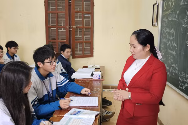 Cô Nguyễn Thu Quyên có nhiều phương pháp dạy học giúp trò hứng thú mỗi giờ học Lịch sử.