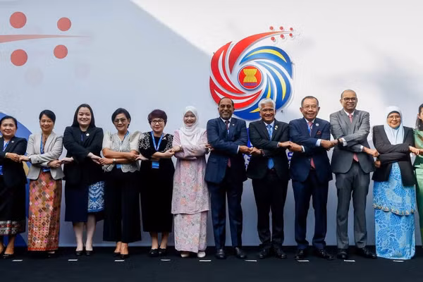 Các đại biểu tại Hội nghị bàn tròn Bộ trưởng Giáo dục ASEAN năm 2025. 