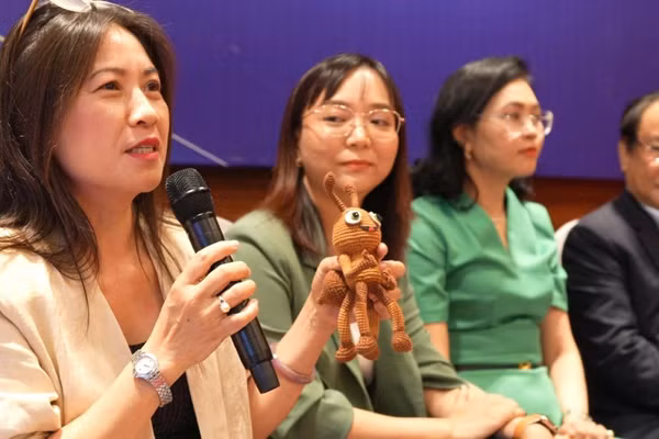 Bà Nguyễn Thị Ngọc Diệp, Phó Tổng Biên tập VnEconomy.
