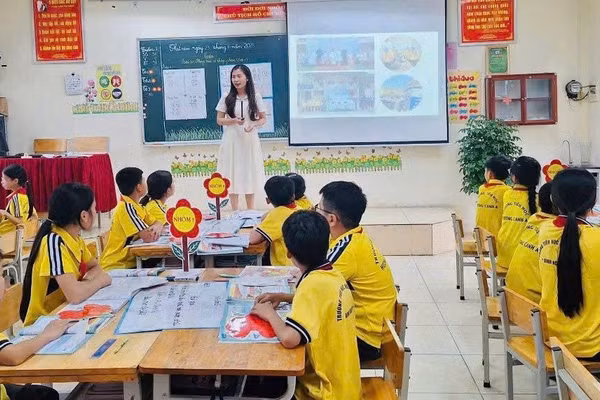 Trường Tiểu học Hương Canh A ứng dụng công nghệ số trong dạy và học.