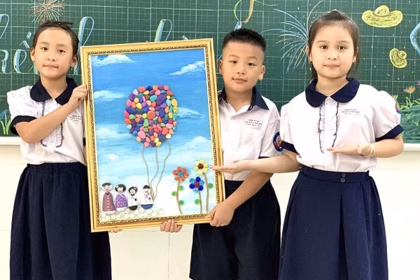 Sản phẩm của học sinh Trường Tiểu học Trần Văn Ơn. Ảnh: NTCC