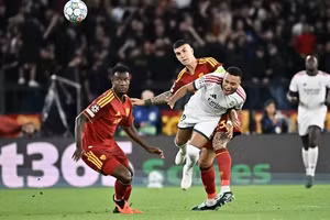 Real Madrid thắng khó tin ở Champions League 