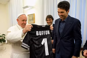 Serie A tạm dừng thi đấu để tưởng niệm Giáo hoàng Francis