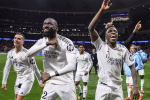 Bị cấm thi đấu 1 trận nhưng Mbappe, Rudiger vẫn cùng Real Madrid đấu Arsenal 