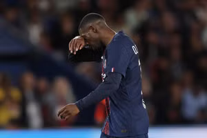 Dembele và loạt sao PSG chấn thương sau trận thắng Barcelona