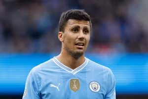 Real Madrid tính đoạt ngôi sao của Man City 