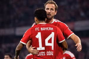 Harry Kane phá kỷ lục hơn 60 năm tại Bundesliga