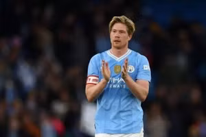Tiền vệ De Bruyne chốt xong tương lai 