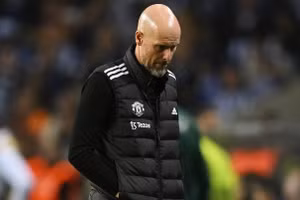 HLV Erik ten Hag ‘hết cảnh thất nghiệp’