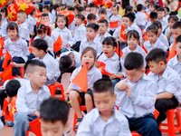Học sinh Trường Tiểu học Vũ Dương trong ngày khai giảng năm học 2026 - 2027. 