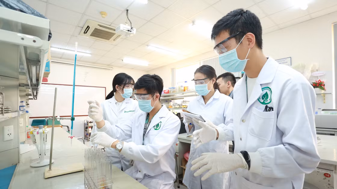 Sinh viên Trường Đại học Quốc tế (Đại học Quốc gia TPHCM). Ảnh: NTCC