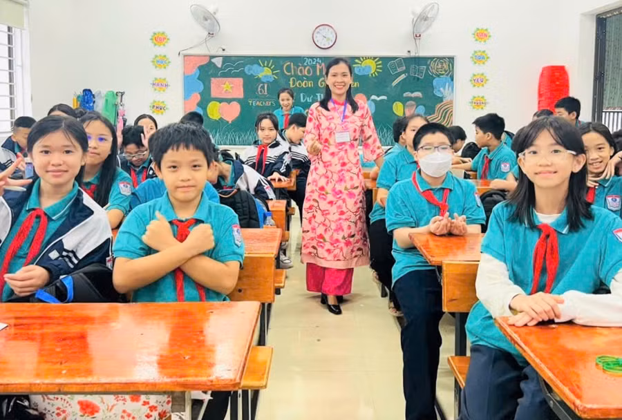 thi-giao-vien-gioi-tinh-7.jpg