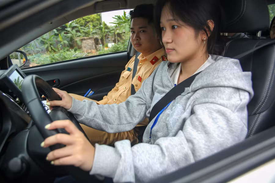 Thí sinh sẽ phải trải qua 12 bài sát hạch.