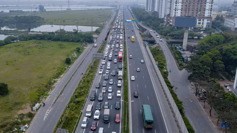 Một góc cao tốc Pháp Vân - Cầu Giẽ - Ninh Bình nhìn từ trên cao.