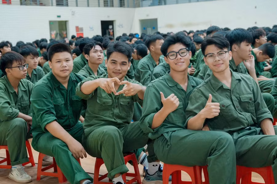 sv-quan-su.jpg