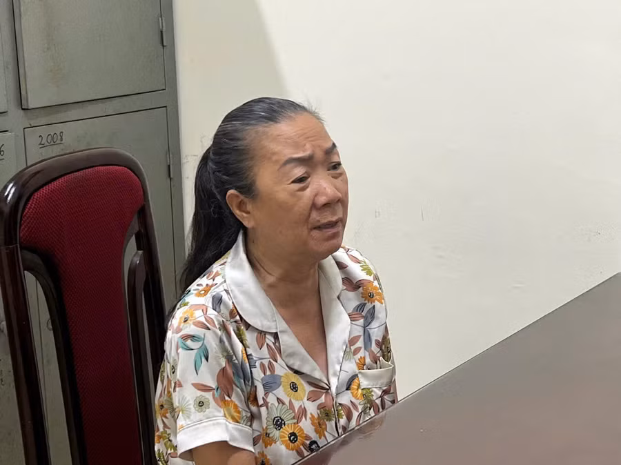Công an TP Hà Nội bắt, tạm giữ hình sự giang hồ cộm cán Nguyễn Thị Hạnh.
