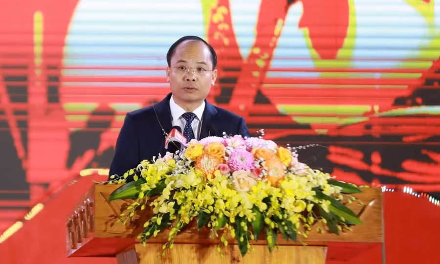 Ông Đặng Đình Hoan, Chủ tịch UBND TP Bắc Giang phát biểu khai mạc Lễ hội 598 năm chiến thắng Xương Giang.