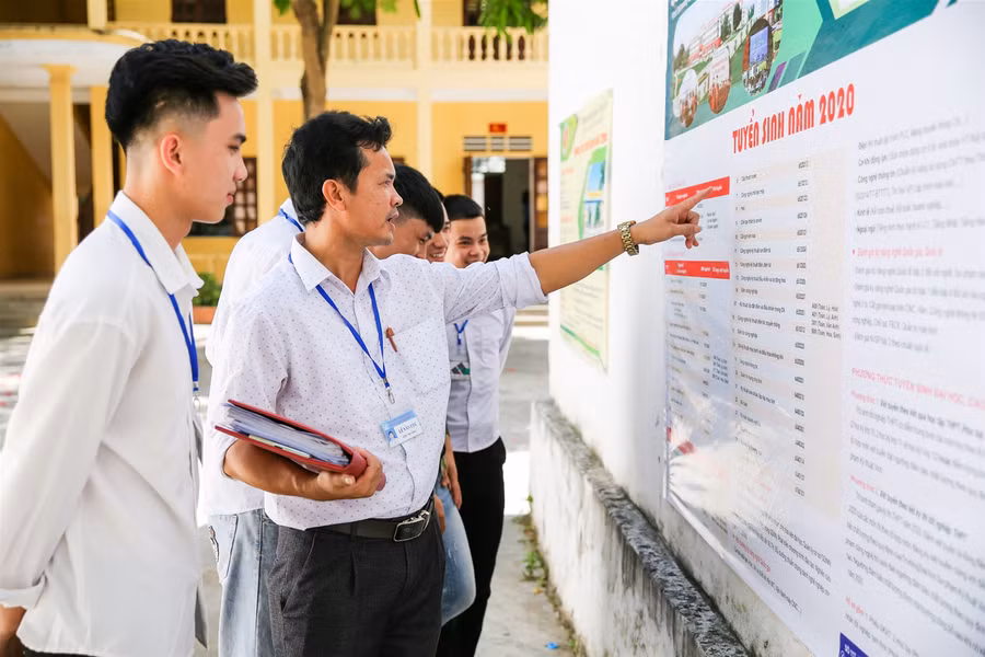 Trường THPT ngoài công lập tại Nghệ An "loay hoay" tìm... học sinh ảnh 1