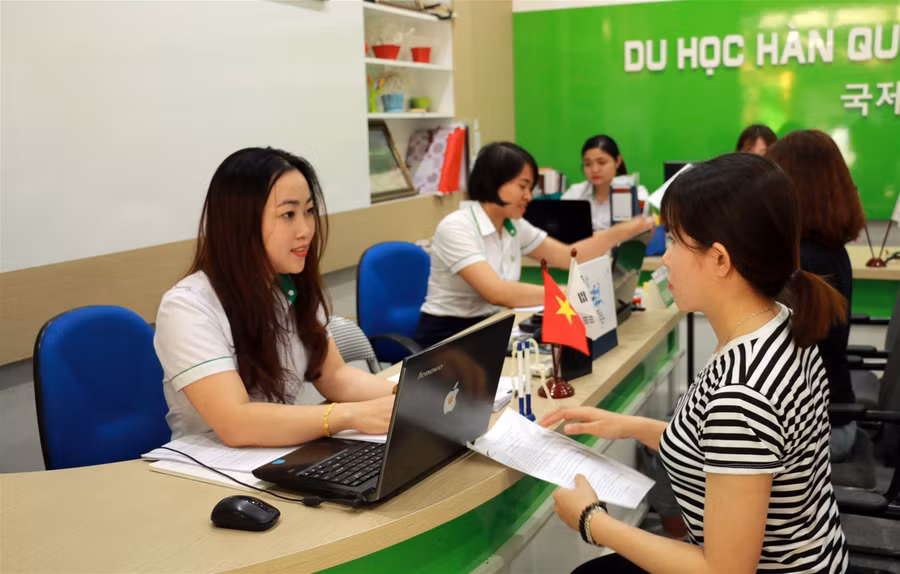 Nghệ An: Tăng cường kết nối, hỗ trợ nâng cao hiệu quả hoạt động du học ảnh 2