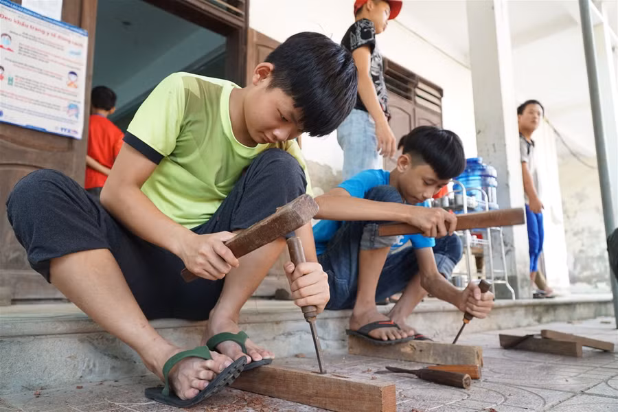 Nỗ lực hòa nhập của những em nhỏ thiệt thòi ảnh 9