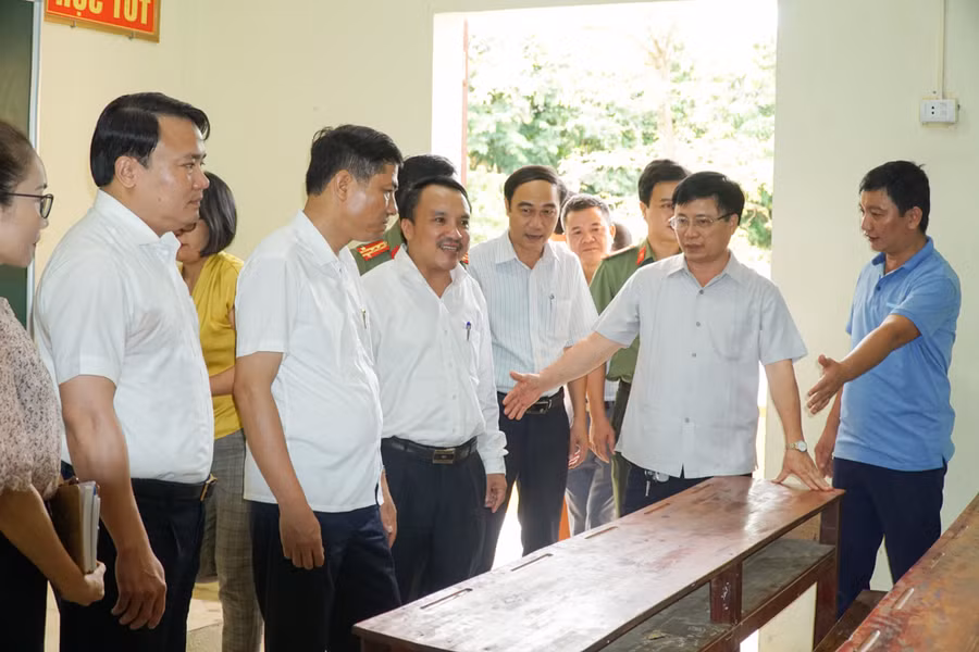 Sát cánh cùng sỹ tử vùng cao, biên giới ảnh 1