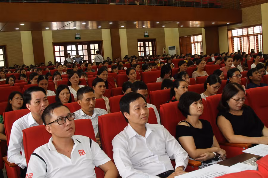 Hải Phòng: Tập huấn triển khai hướng nghiệp tới hàng trăm cán bộ, giáo viên ảnh 2