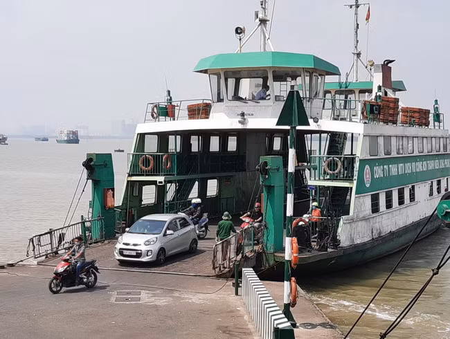 TP.HCM: Xe taxi, xe công nghệ được hoạt động từ ngày 23/4 ảnh 1