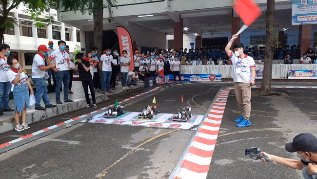 Kịch tính cuộc thi “Mini Car Racing 2020” ảnh 12