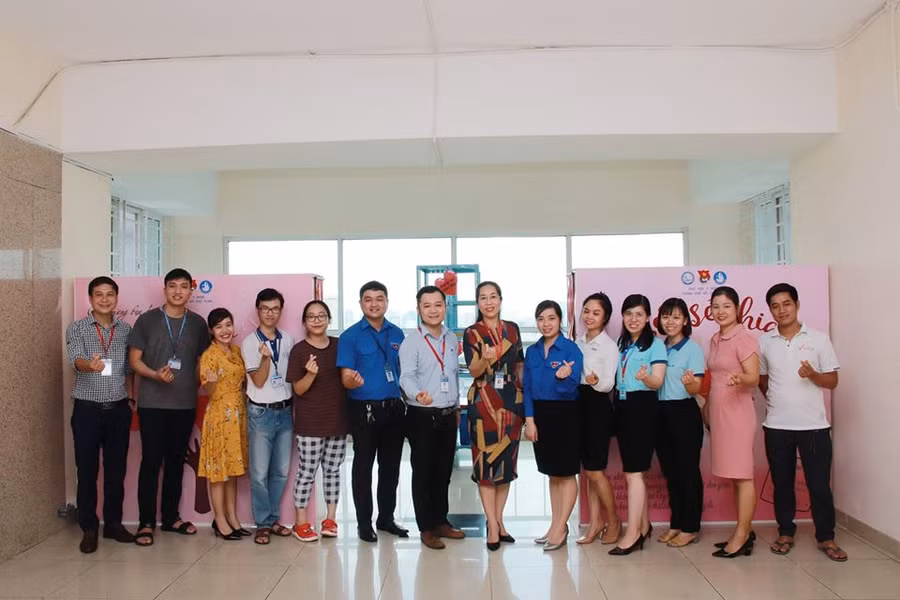 "Góc sẻ chia" lan tỏa tình yêu thương tới sinh viên có hoàn cảnh khó khăn ảnh 2