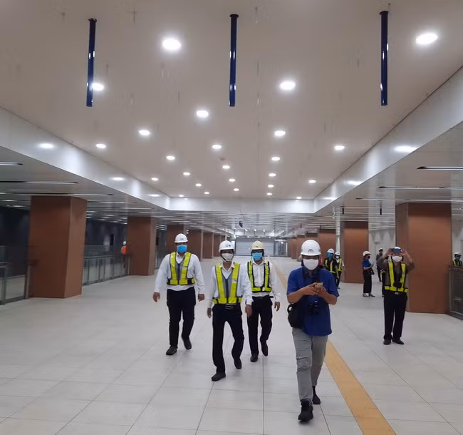 Diện mạo TP.HCM qua tuyến metro số 1 đang tăng tốc về đích ảnh 4