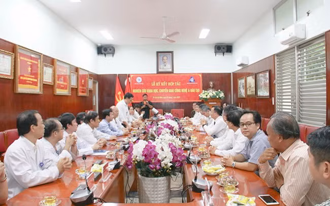Trường ĐH Bách khoa TP.HCM và BV Thống Nhất hợp tác đào tạo nguồn nhân lực chất lượng cao ảnh 1