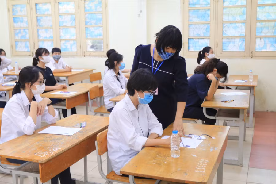 Gần 900 nghìn thí sinh thi tốt nghiệp THPT môn Văn: Dự đoán đề có Covid, giang hồ mạng