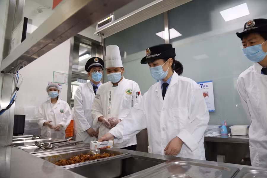 Hình ảnh hơn 1.500 trường học ở Bắc Kinh chuẩn bị đón HS quay lại lớp ảnh 5