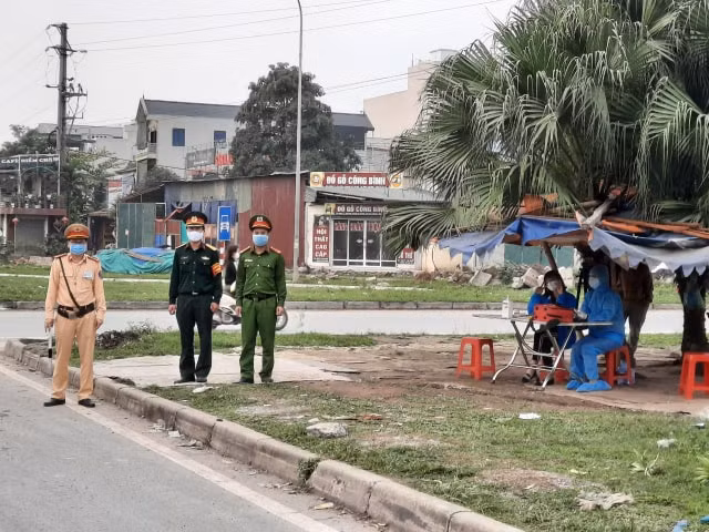 Hà Nội: 4 chốt kiểm soát dịch Covid-19 tại huyện Thường Tín