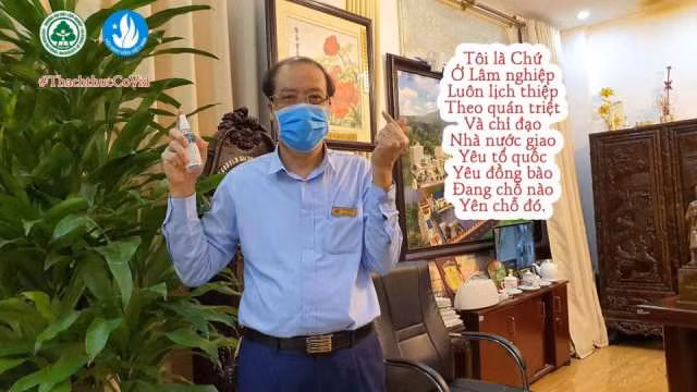 Thầy cô hưởng ứng thử thách chiến thắng COVID-19 ảnh 1