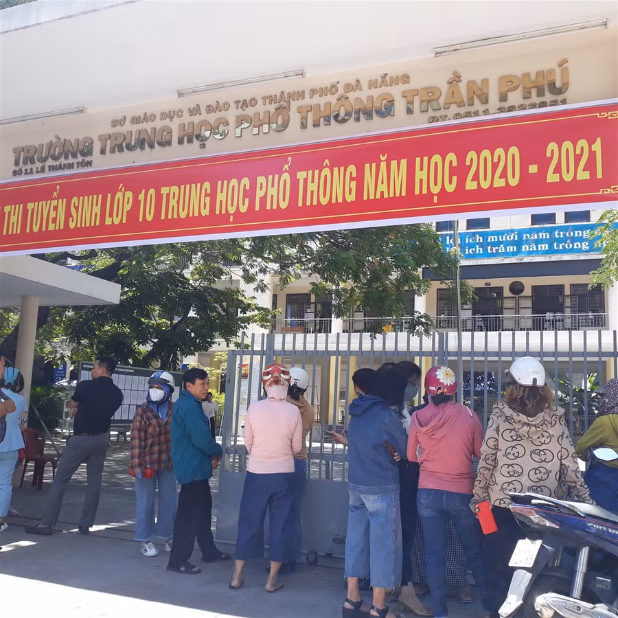 Đà Nẵng: Gần 13.300 thí sinh làm thủ tục dự thi kỳ thi tuyển sinh lớp 10 THPT công lập ảnh 2
