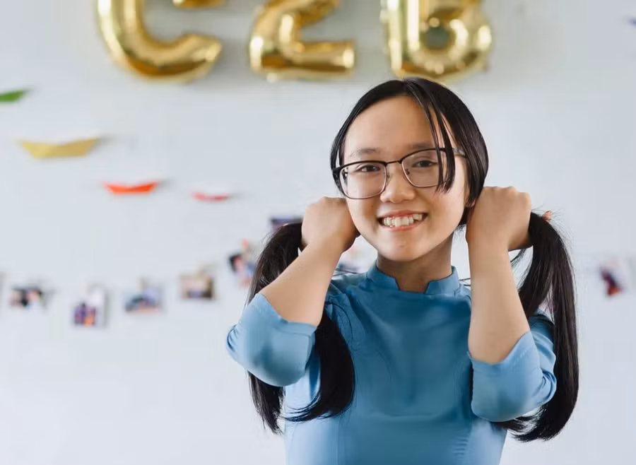 "Ta và ta" giành giải Nhất cuộc thi Thiết kế hồ sơ nghệ thuật 10 năm nữa bạn là ai?