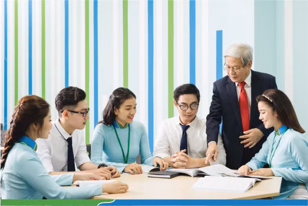Nhiều trường đại học phía Nam đồng loạt thay đổi phương án tuyển sinh