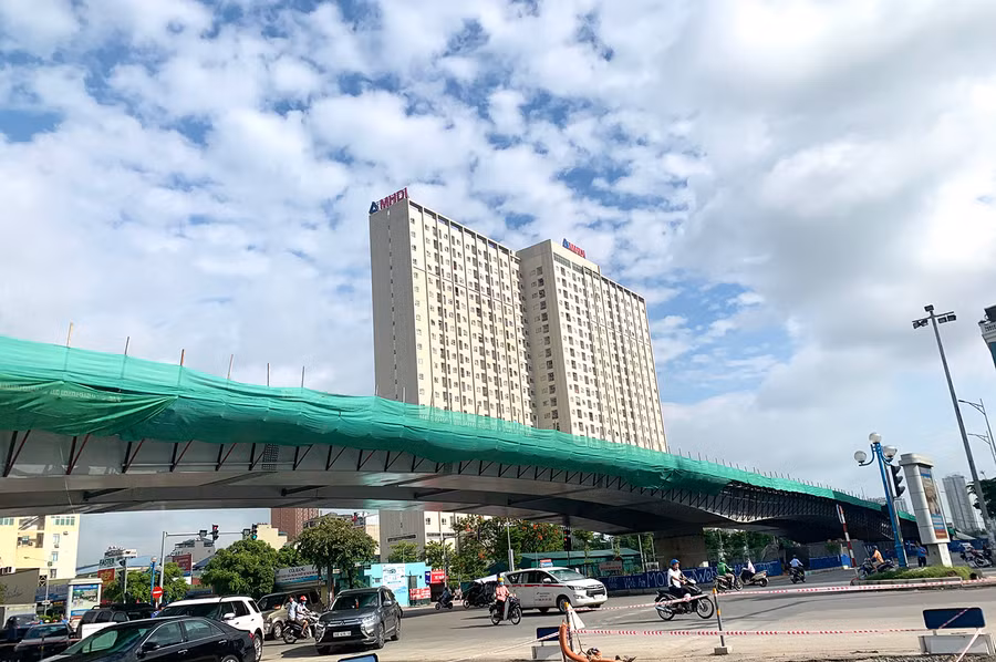 Hà Nội: Chốt tiến độ 5 dự án giao thông trọng điểm