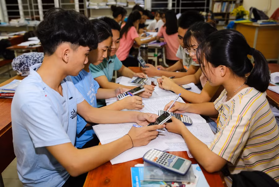 Ôn tập môn Hóa học: Dành thời gian luyện đề ảnh 1