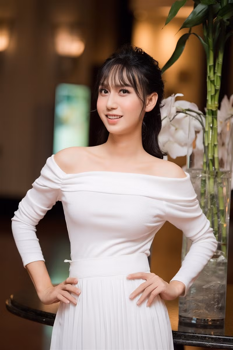 Ca sĩ Lynk Lee làm vedette trên sàn catwalk ảnh 3