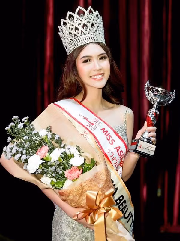 Hoa hậu Tường Linh đáp trả sau tin đồn bán dâm: Miệng đời không bịt được, cây ngay không chết đứng! ảnh 1